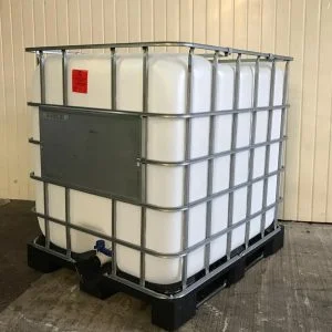 1000 Liter IBC tanks on plastic pallet